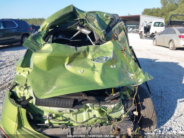 KMHRC8A3XPU258966 Hyundai Venue Sel