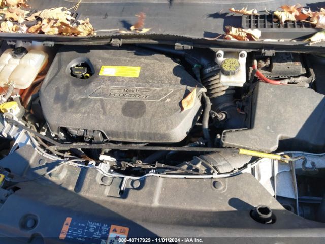 1FMCU9GX6GUC50009 Ford ESCAPE SE