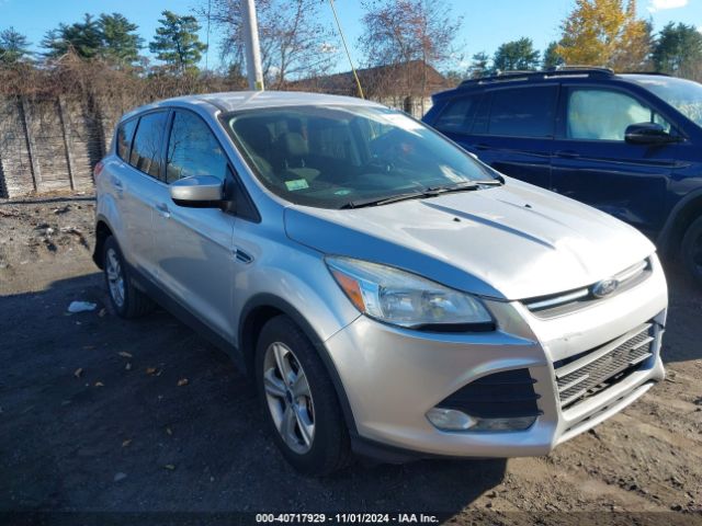 1FMCU9GX6GUC50009 Ford ESCAPE SE