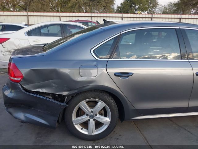 1VWAS7A3XFC102247 Volkswagen Passat 1.8t Limited Edition