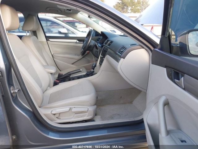 1VWAS7A3XFC102247 Volkswagen Passat 1.8t Limited Edition