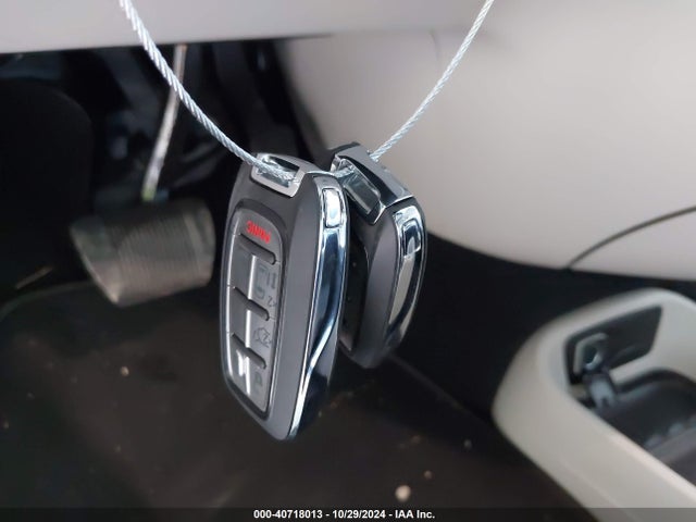 Chrysler Pacifica Hybrid Select 2024 2C4RC1S7XRR118218 Image 6