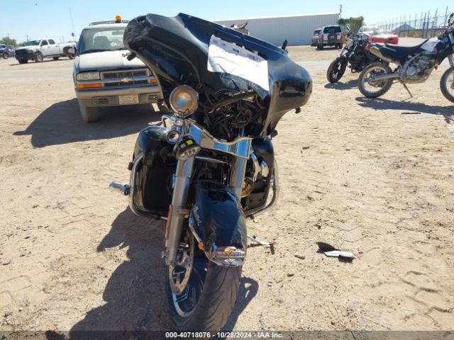 2015 HARLEY-DAVIDSON FLHTCU 1HD1FCM13FB688353 Photo 4