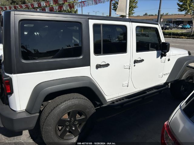 1C4BJWDGXGL129405 Jeep Wrangler Unlimited Sport