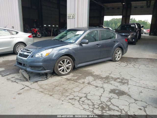 Subaru Legacy 2.5i Premium 2014 4S3BMBC69E3037806 Image 2