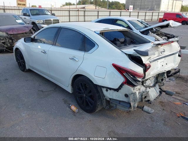 Nissan Altima 2.5 Sr 2017 1N4AL3APXHC194299 Image 3