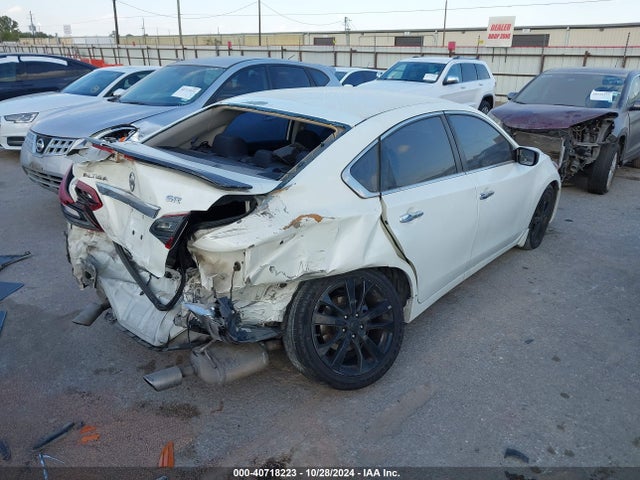 Nissan Altima 2.5 Sr 2017 1N4AL3APXHC194299 Image 4