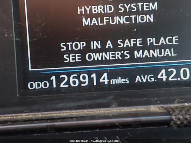 JTDZN3EU4GJ053617 Toyota Prius V Three