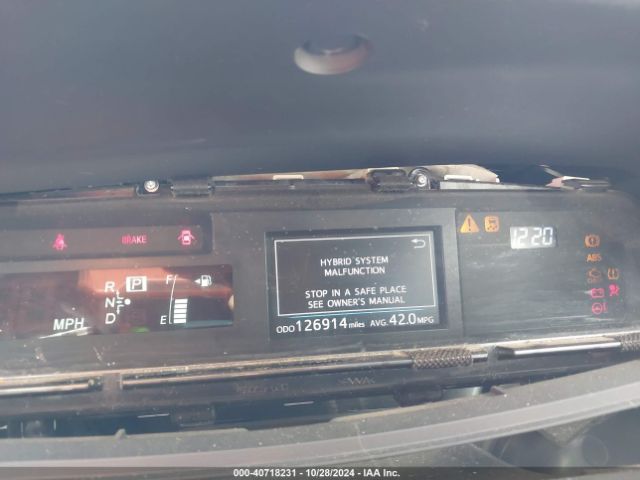 JTDZN3EU4GJ053617 Toyota Prius V Three