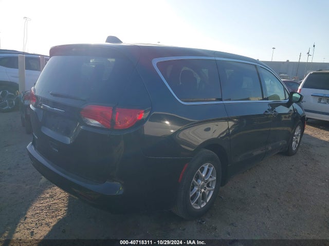 2C4RC1CG4PR525270 Chrysler Voyager Lx