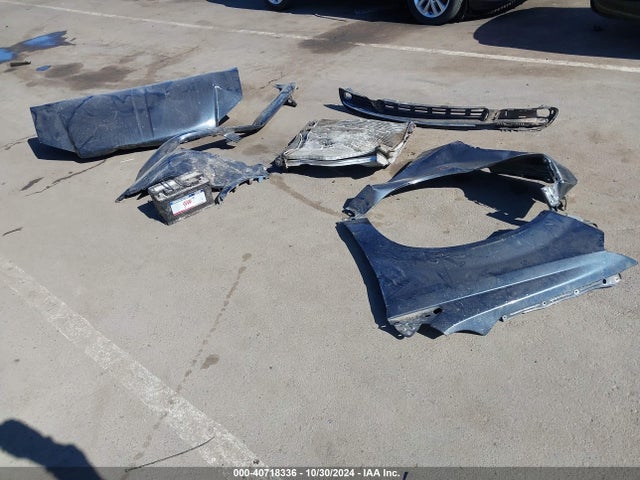 2C4RC1HG9ER238769 Chrysler Town & Country S