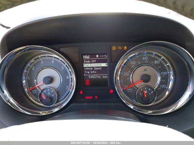 2C4RC1HG9ER238769 Chrysler Town & Country S