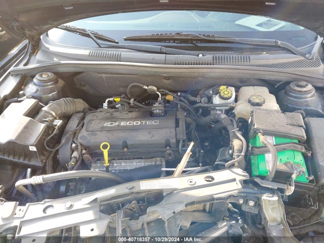 Chevrolet Cruze Ls Auto 2015 1G1PA5SH5F7110109 Image 10