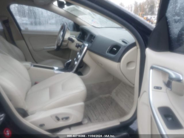 YV126MFK4F1341454 Volvo S60 T5 Drive-e Premier