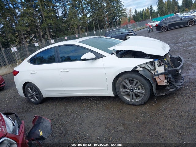 Hyundai Elantra Value Edition 2017 5NPD84LFXHH210976 Image 14