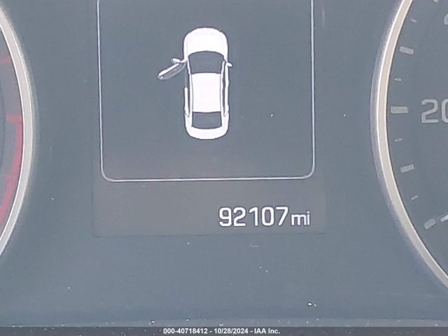 Hyundai Elantra Value Edition 2017 5NPD84LFXHH210976 Image 16