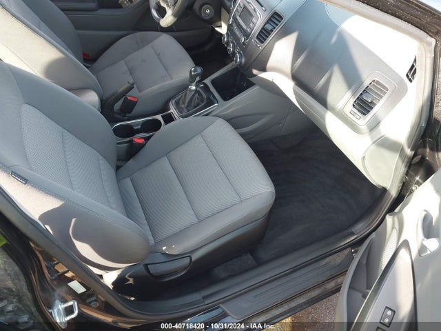 KIA FORTE LX 2017 3KPFK4A79HE015137 Image 5