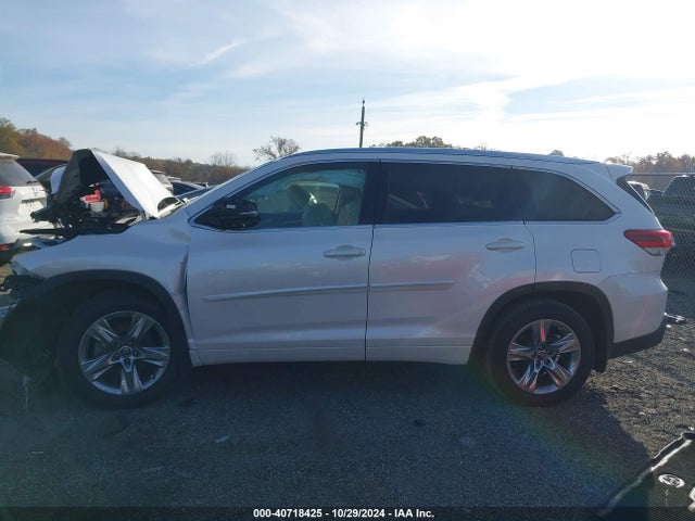 5TDDZRFH5JS819951 Toyota Highlander Limited