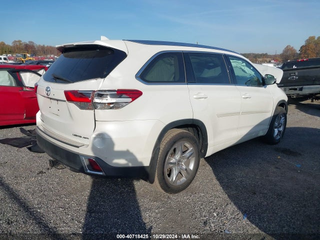 5TDDZRFH5JS819951 Toyota Highlander Limited