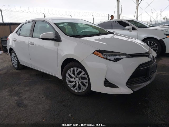 Toyota COROLLA LE 2019 5YFBURHEXKP928425 Image 1