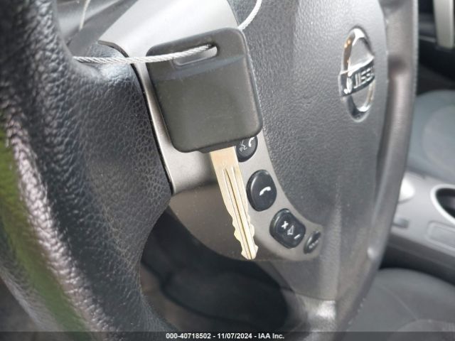 JN8AS5MT8FW162730 Nissan Rogue Select S