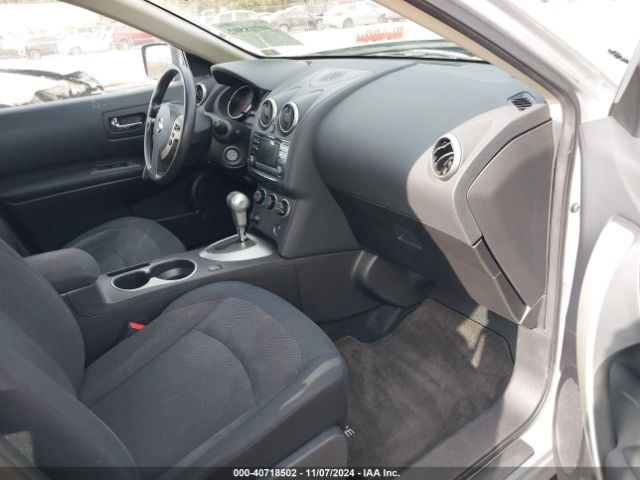 JN8AS5MT8FW162730 Nissan Rogue Select S