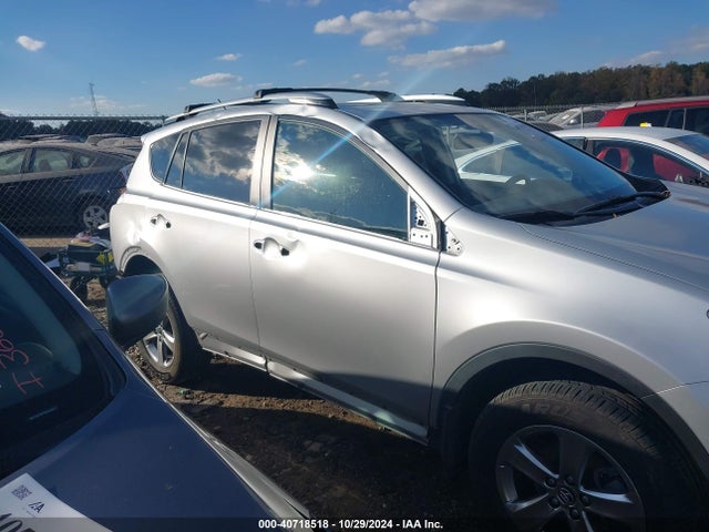 Toyota Rav4 Xle 2015 JTMWFREV4FJ057628 Image 14