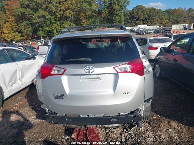 Toyota Rav4 Xle 2015 JTMWFREV4FJ057628 Image 17