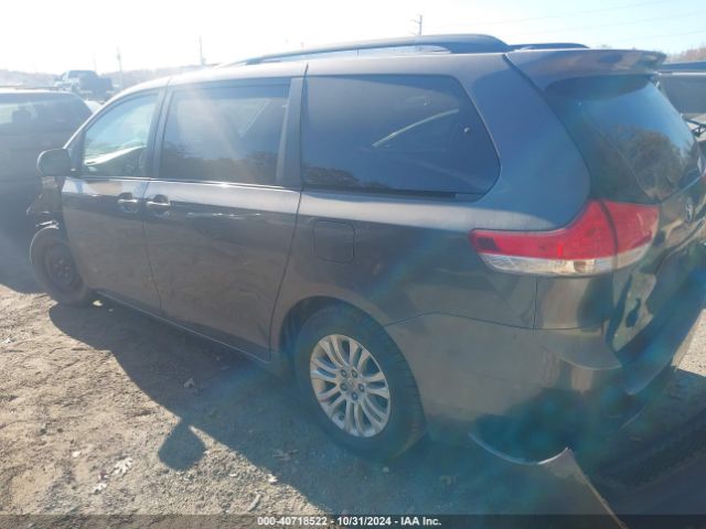 2012 TOYOTA SIENNA 5TDYK3DC5CS237734 Photo 2