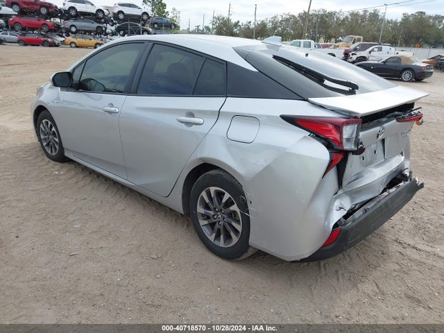 Toyota PRIUS XLE 2021 JTDKAMFU5M3149449 Image 3