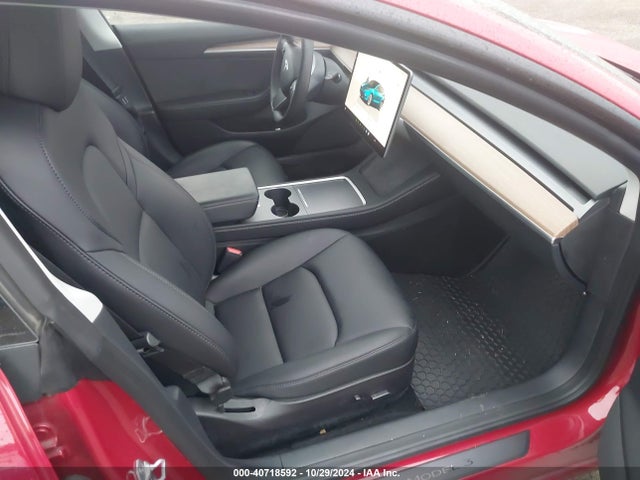 2022 TESLA MODEL 3 5YJ3E1EB8NF273081 Photo 4