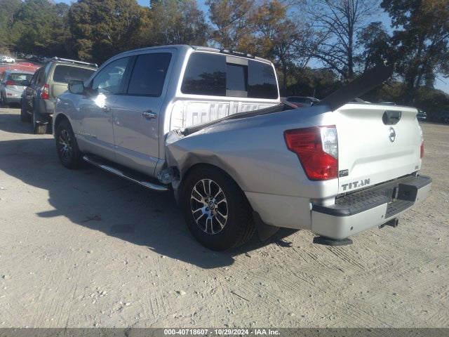 1N6AA1EF2LN505322 Nissan Titan Sv 4x2