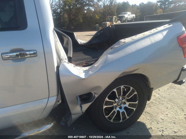1N6AA1EF2LN505322 Nissan Titan Sv 4x2