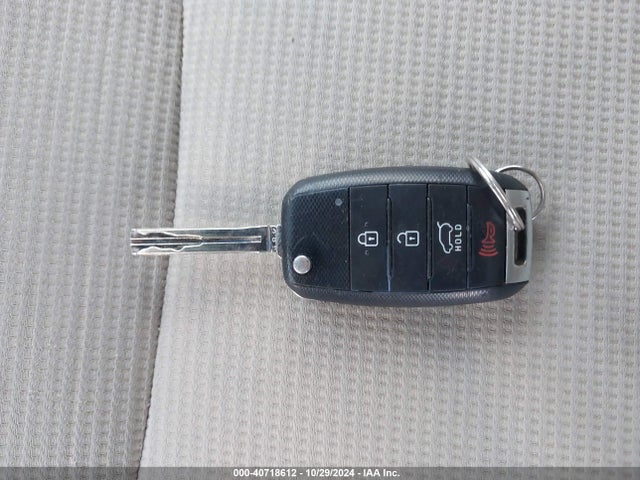 KIA SORENTO LX 2015 5XYKTCA61FG586263 Image 11