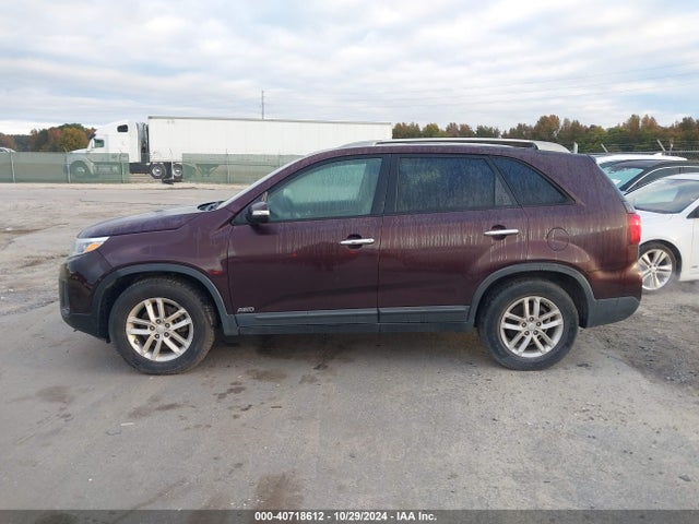 KIA SORENTO LX 2015 5XYKTCA61FG586263 Image 15