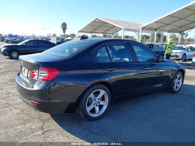 WBA3B1C58EPE14565 BMW 320i