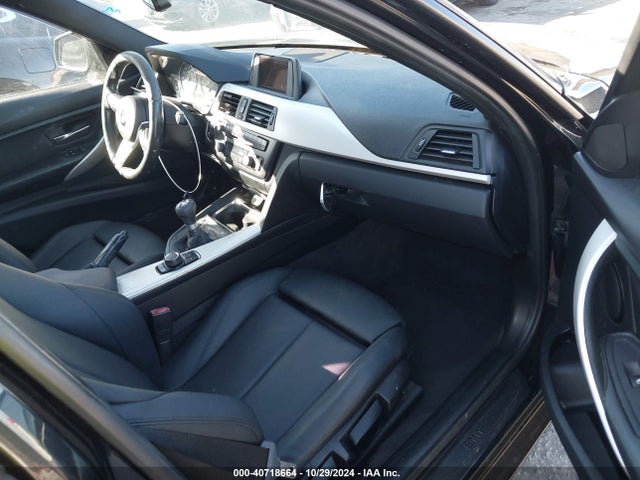 WBA3B1C58EPE14565 BMW 320i