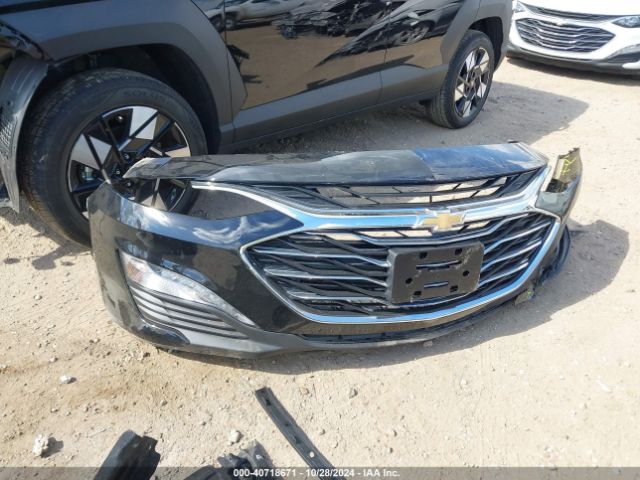 1G1ZD5STXSF127301 Chevrolet Malibu Fwd 1lt