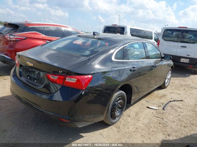1G1ZD5STXSF127301 Chevrolet Malibu Fwd 1lt