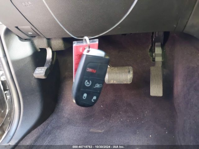 1C4RJFCT8GC319006 Jeep Grand Cherokee Overland