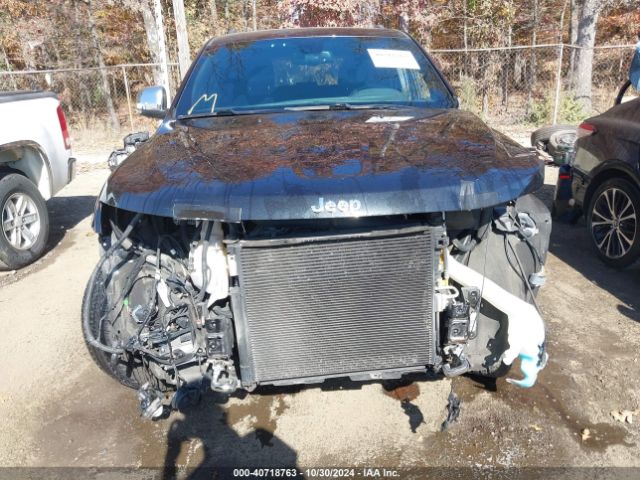 1C4RJFCT8GC319006 Jeep Grand Cherokee Overland