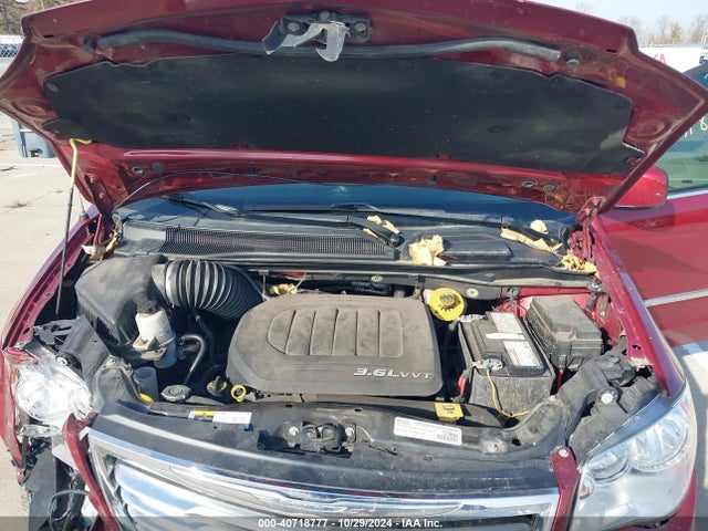 2C4RC1BG8GR142577 Chrysler Town & Country Touring