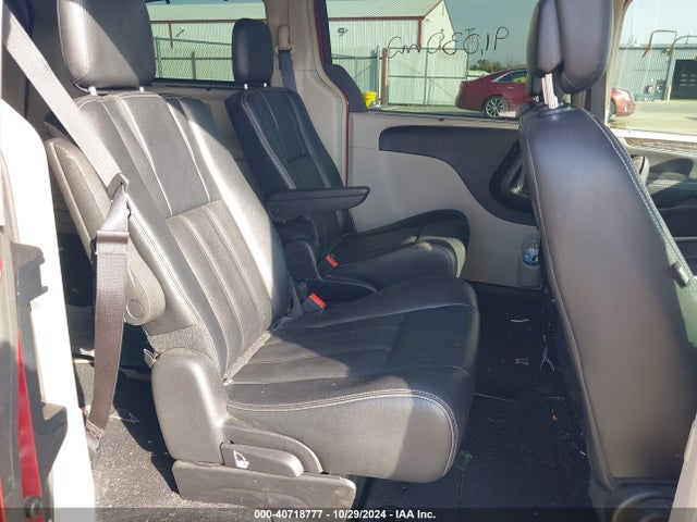 2C4RC1BG8GR142577 Chrysler Town & Country Touring