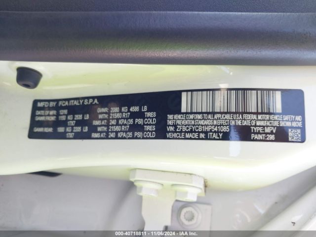 2017 FIAT 500X ZFBCFYCB1HP541085 Photo 8