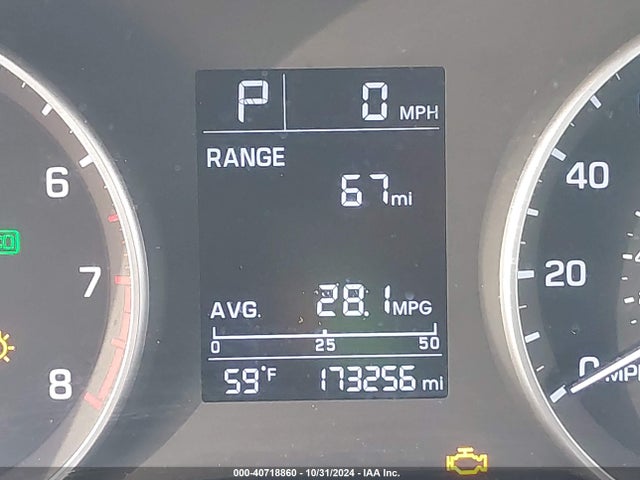 Hyundai ELANTRA SE 2017 5NPD74LF8HH096611 Image 16
