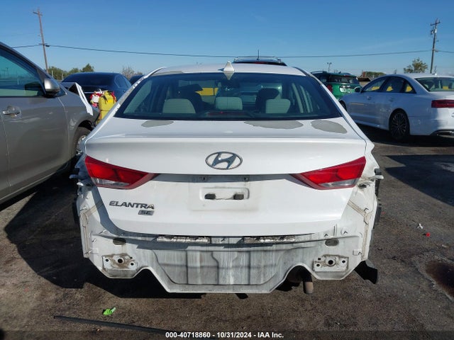 Hyundai ELANTRA SE 2017 5NPD74LF8HH096611 Image 17