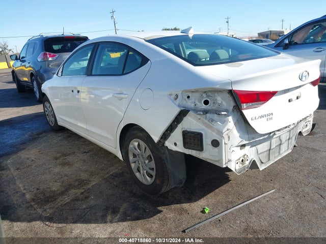 Hyundai ELANTRA SE 2017 5NPD74LF8HH096611 Image 3