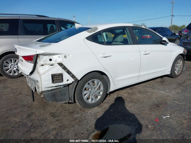 Hyundai ELANTRA SE 2017 5NPD74LF8HH096611 Image 4