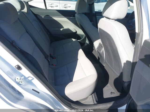 Hyundai ELANTRA SE 2017 5NPD74LF8HH096611 Image 8