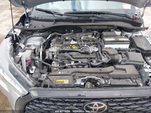 7MUCAAAG0RV077074 Toyota Corolla Cross Le
